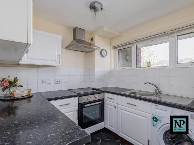 Apartment for rent in Leyfields, Kettlebrook