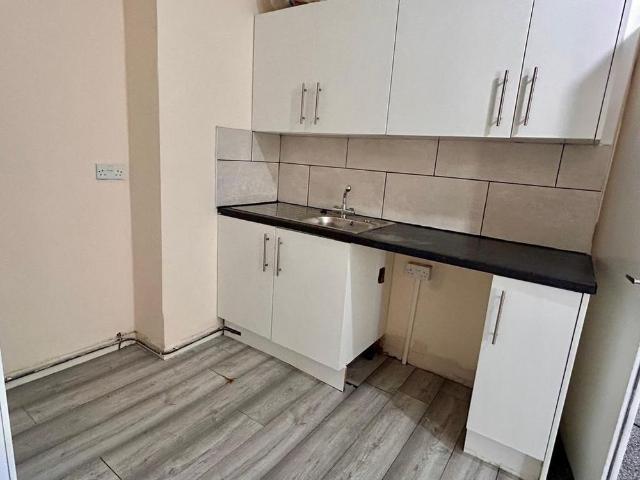 Apartment for rent in Mount Pleasant, Nangreaves