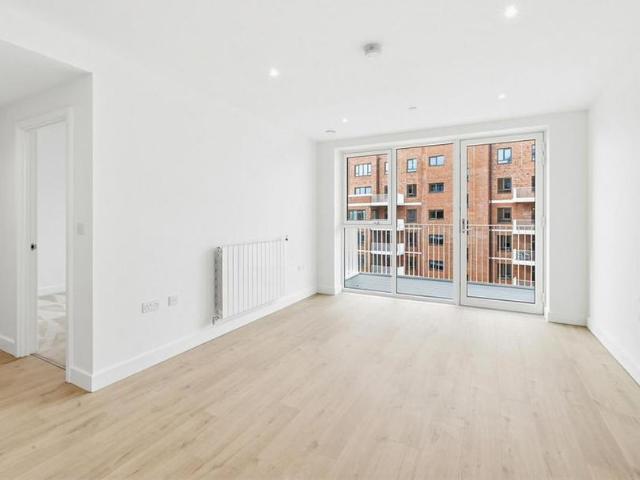 Apartment for rent in Glyndon, Greater London