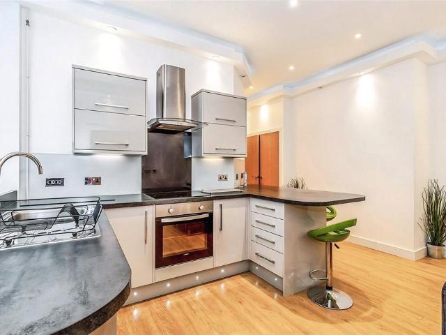 Flat for rent in Southsea, City Of Portsmouth