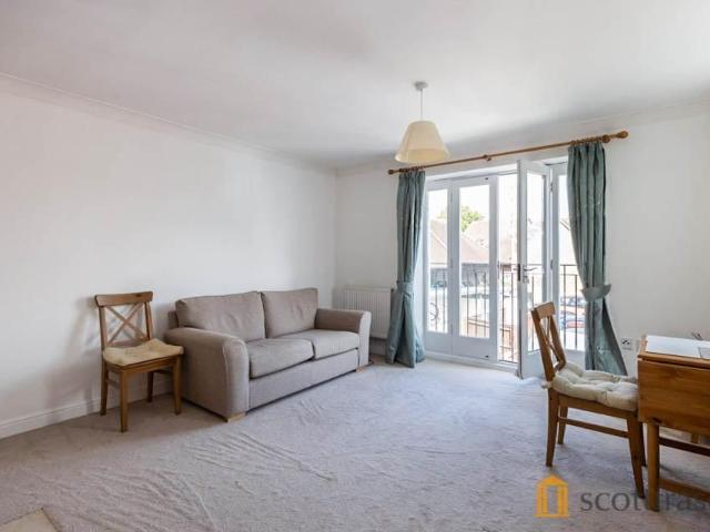 Apartment for rent in Marston, The Slade