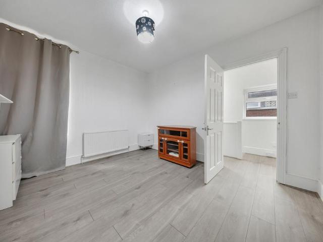 Apartment for rent in Chigwell, Epping