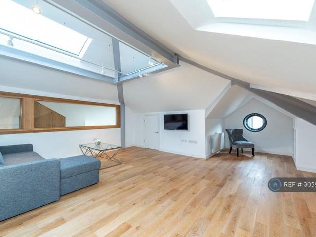 Apartment for rent in London Borough of Hillingdon, Greater London