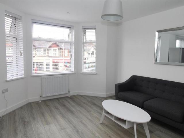 Apartment for rent in Falcon Lodge, Wales