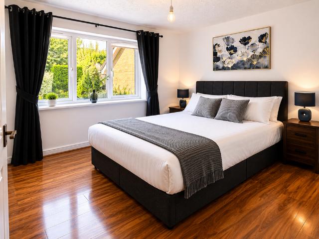 Apartment for rent in Pooley Green, Runnymede