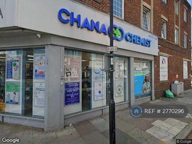 Flat for rent in London Borough of Ealing, Greater London