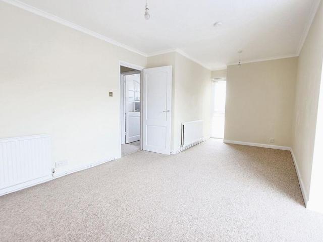 Apartment for rent in Fulflood, Hampshire