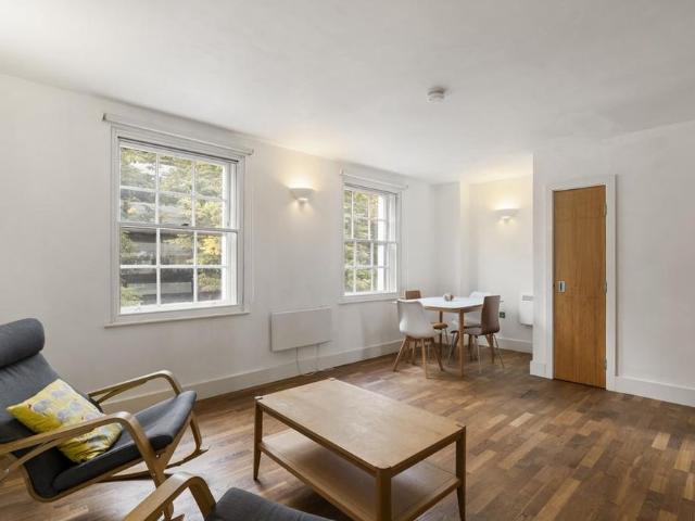 Apartment for rent in Angel, Greater London