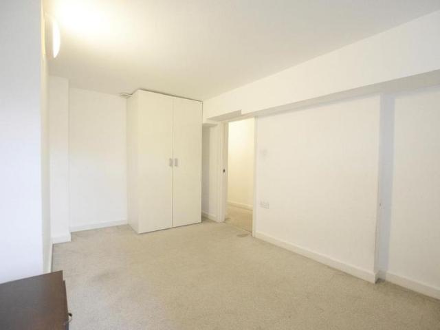 Apartment for rent in London Borough of Newham, Greater London