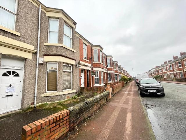 Flat for rent in Heaton, Isle Of Man
