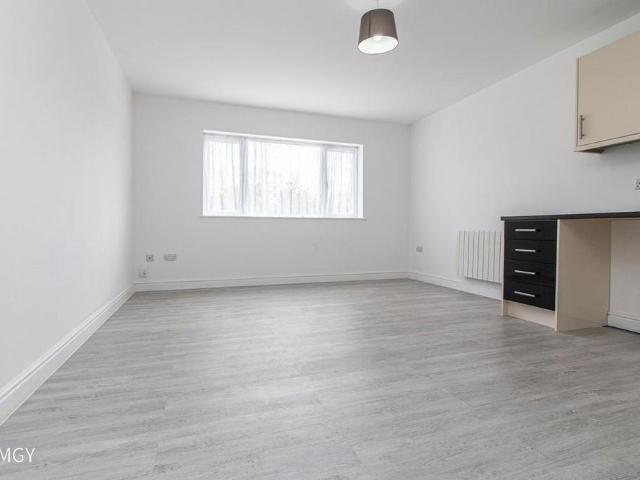 Apartment for rent in Cadoxton, Barry