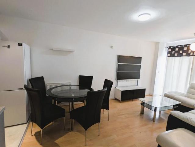 Apartment for rent in London Borough of Croydon, Waddon