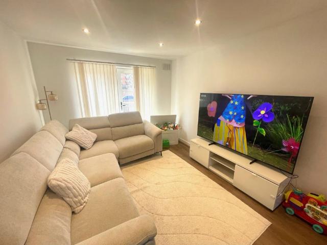 Apartment for rent in Rednal, West Midlands