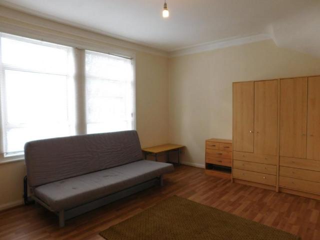 Apartment for rent in London Borough of Ealing, Greater London