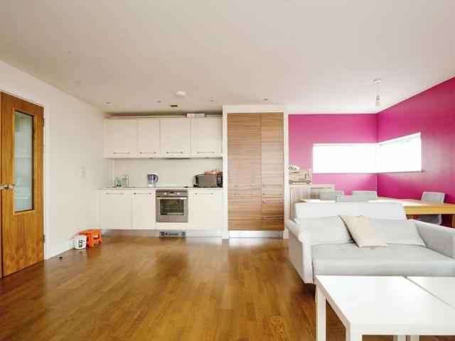 Apartment for rent in Cardiff International Sports Village, Cardiff