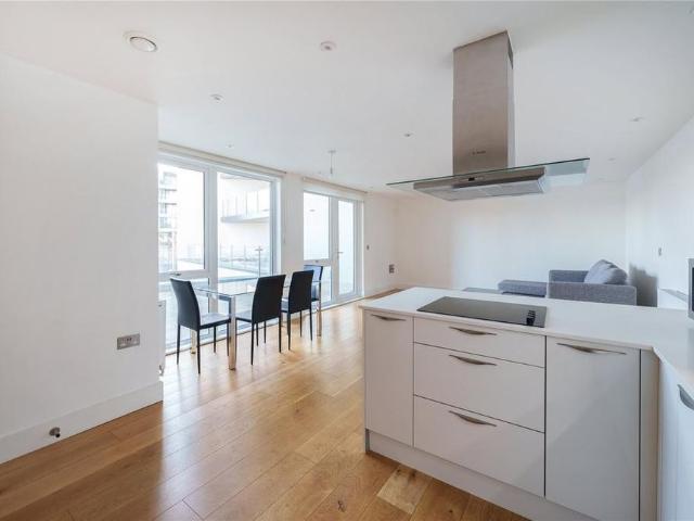 Apartment for rent in Ocean Village, City Of Southampton