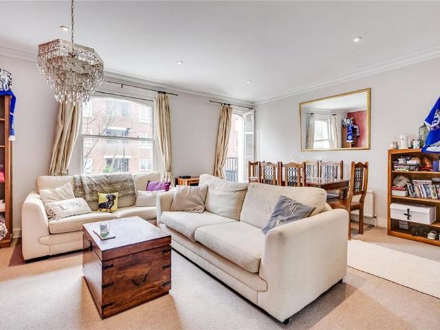 Apartment for rent in London Borough of Hammersmith and Fulham, Greater London