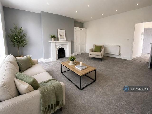 Apartment for rent in New Ferry, Wirral