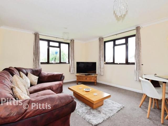 Apartment for rent in Easton, Freshwater