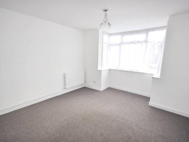 Flat for rent in Southampton, Hampton Park
