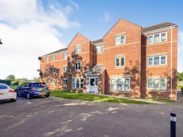 Flat for rent in Overslade, New Bilton
