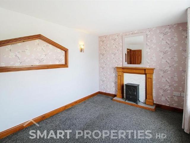 Apartment for rent in Milnsbridge, West Yorkshire
