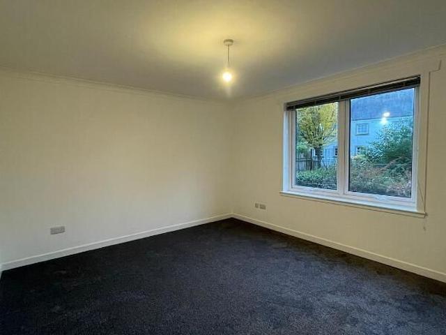 Apartment for rent in Moneydie, Scotland