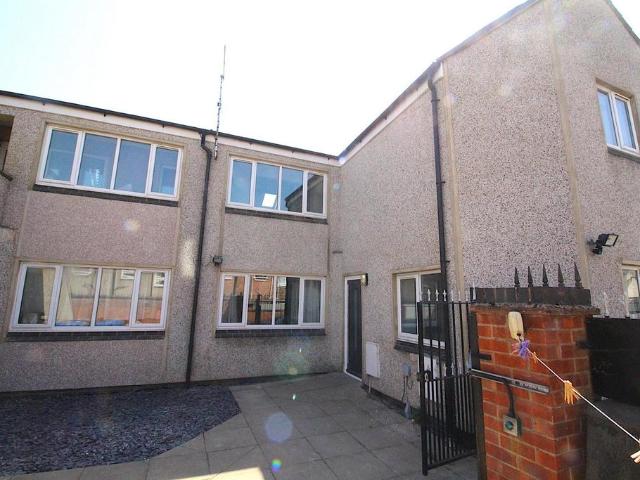 Flat for rent in New Bilton