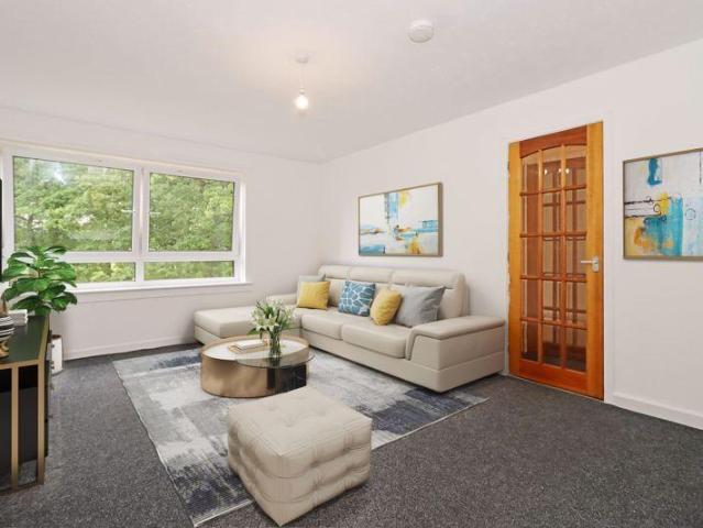 Flat for rent in Mid Calder, Scotland