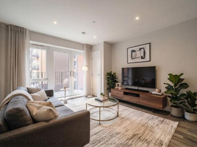Apartment for rent in Worcester Park Estate, Monks Orchard