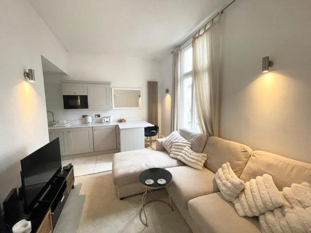 Apartment for rent in Milverton, Green Close