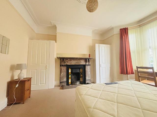 Flat for rent in Jesmond, Tyne And Wear