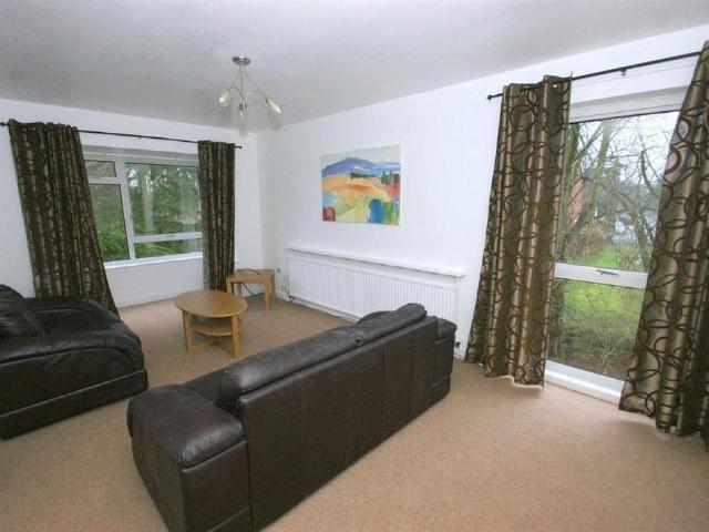 Apartment for rent in Roundhay, West Yorkshire