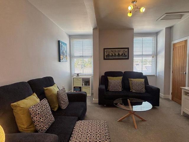 Apartment for rent in Highweek, Bridford