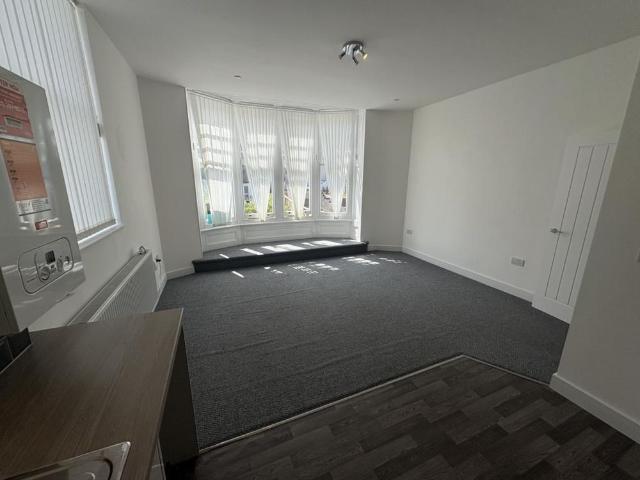 Apartment for rent in Nangreaves, Wales