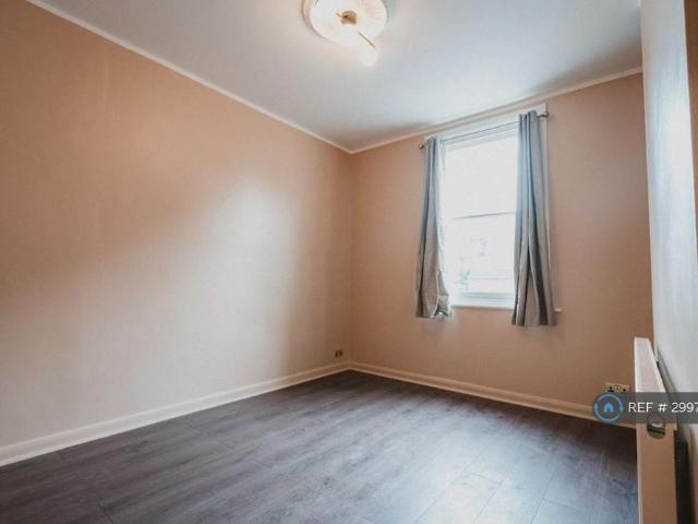 Apartment for rent in East Cliff, Acol