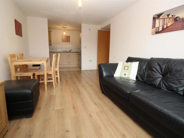 Apartment for rent in Three Bridges, Glynde