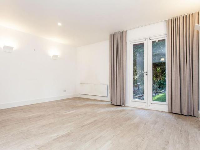 Apartment for rent in Arbury, Isle Of Man