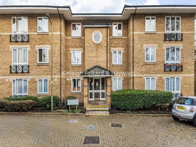 Flat for rent in Colney Hatch, Isle Of Man