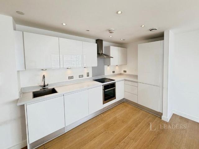 Apartment for rent in Ocean Village, City Of Southampton