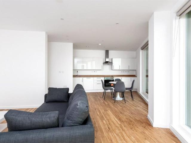 Apartment for rent in Brompton, Gillingham