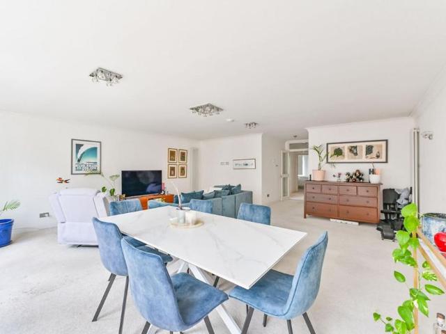 Apartment for rent in City of Westminster, Greater London