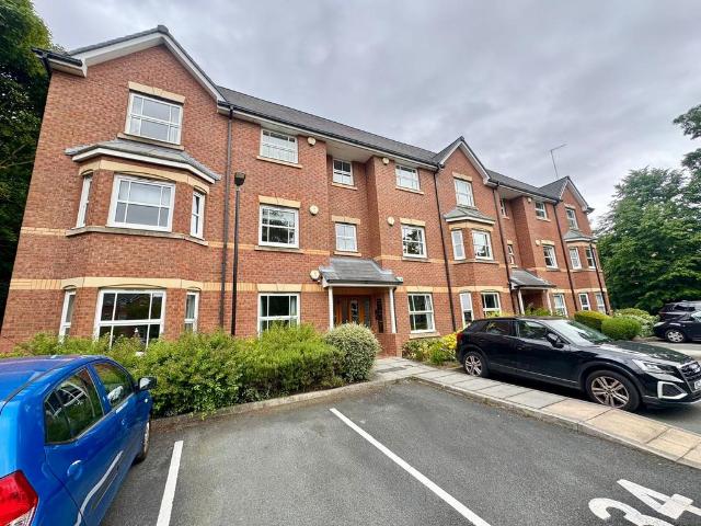 Flat for rent in Calderstones