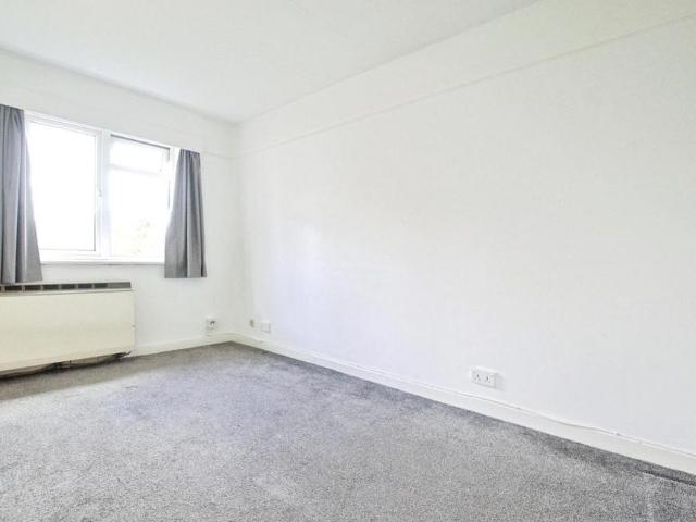 Apartment for rent in St Albans, Five Acres