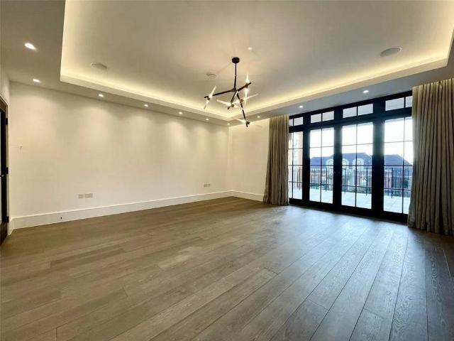 Apartment for rent in Hadley Wood, Greater London