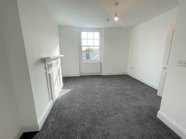 Apartment for rent in Aldrington