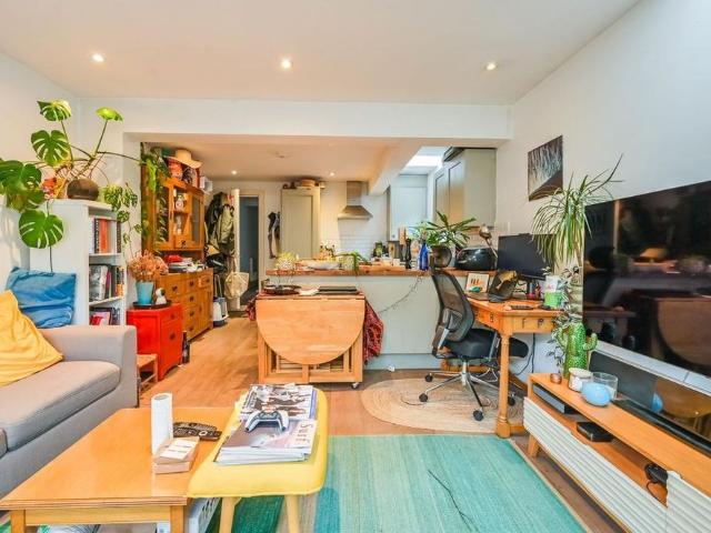 Apartment for rent in Round Hill, Brighton & Hove
