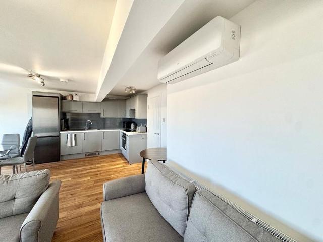 Apartment for rent in Westbrook, Acol