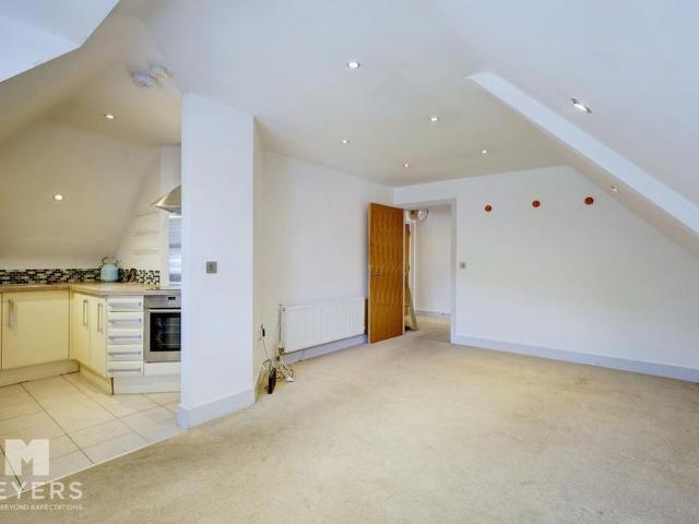 Apartment for rent in Wick, Bournemouth