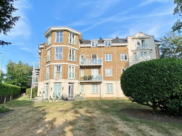 Flat for rent in Beckenham, Shortlands